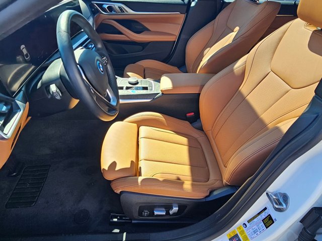 Used 2023 BMW i4 eDrive35 w/ Premium Package image 16