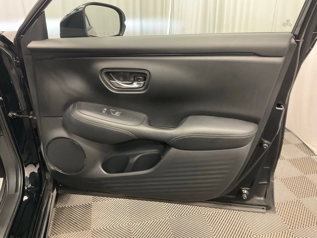 Used 2024 Honda HR-V EX-L image 24