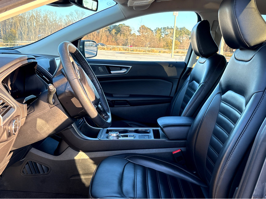 Used 2024 Ford Edge SEL AWD/4WD image 13