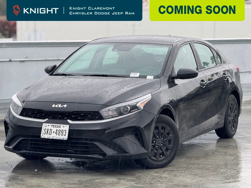 Used 2023 Kia Forte LX image 1