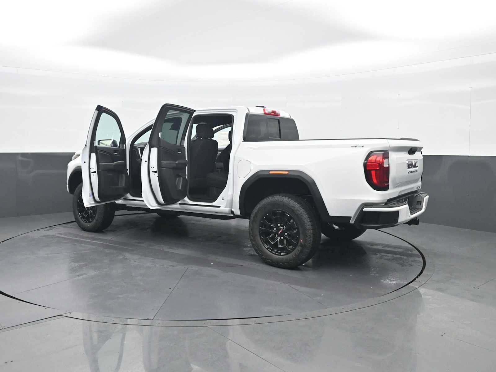 New 2026 GMC Canyon Elevation w/ Convenience Package image 45