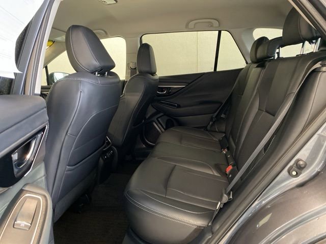 Used 2021 Subaru Outback Limited image 13
