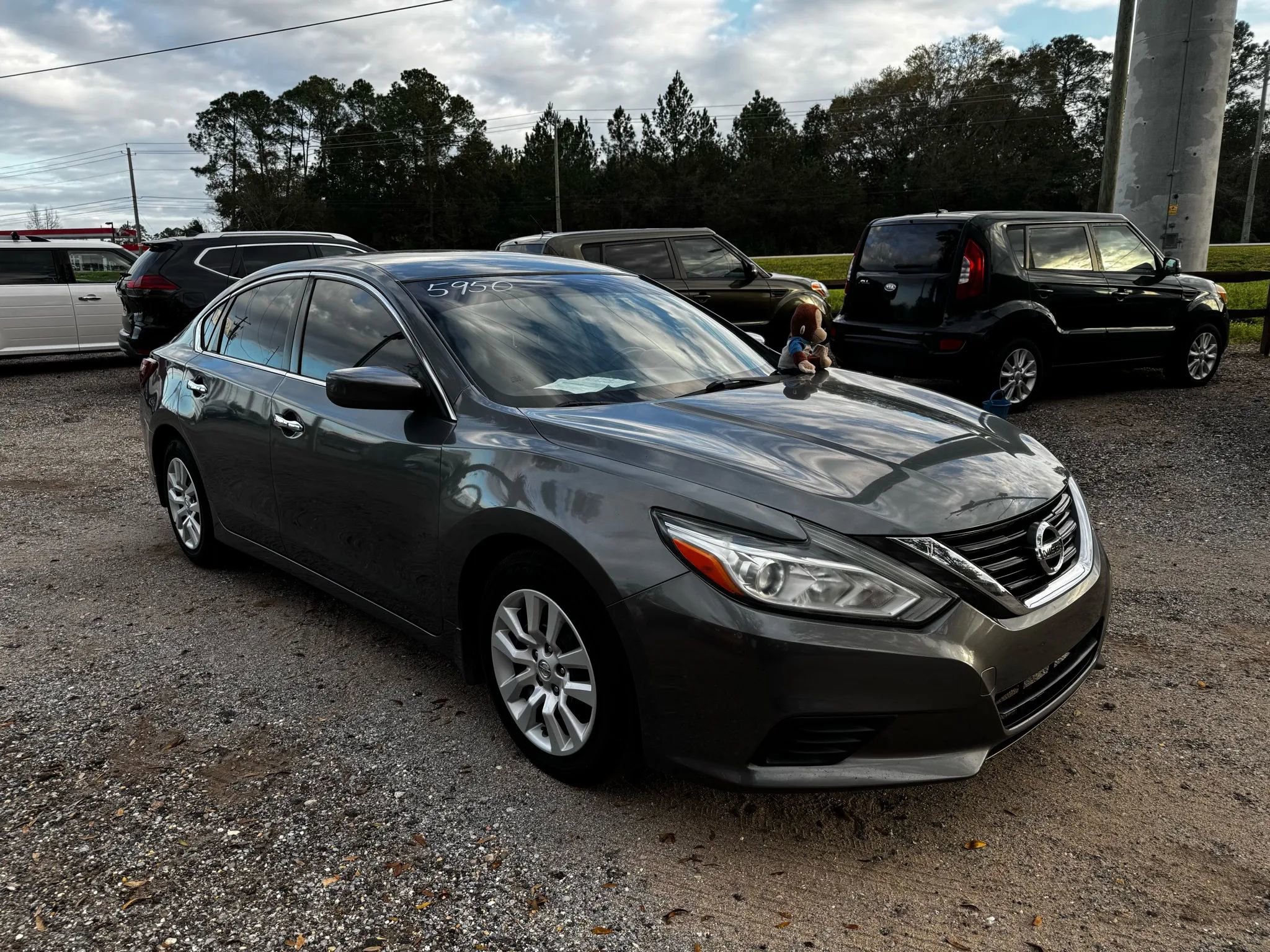 Used 2017 Nissan Altima 2.5 S w/ Power Driver Seat Package image 9