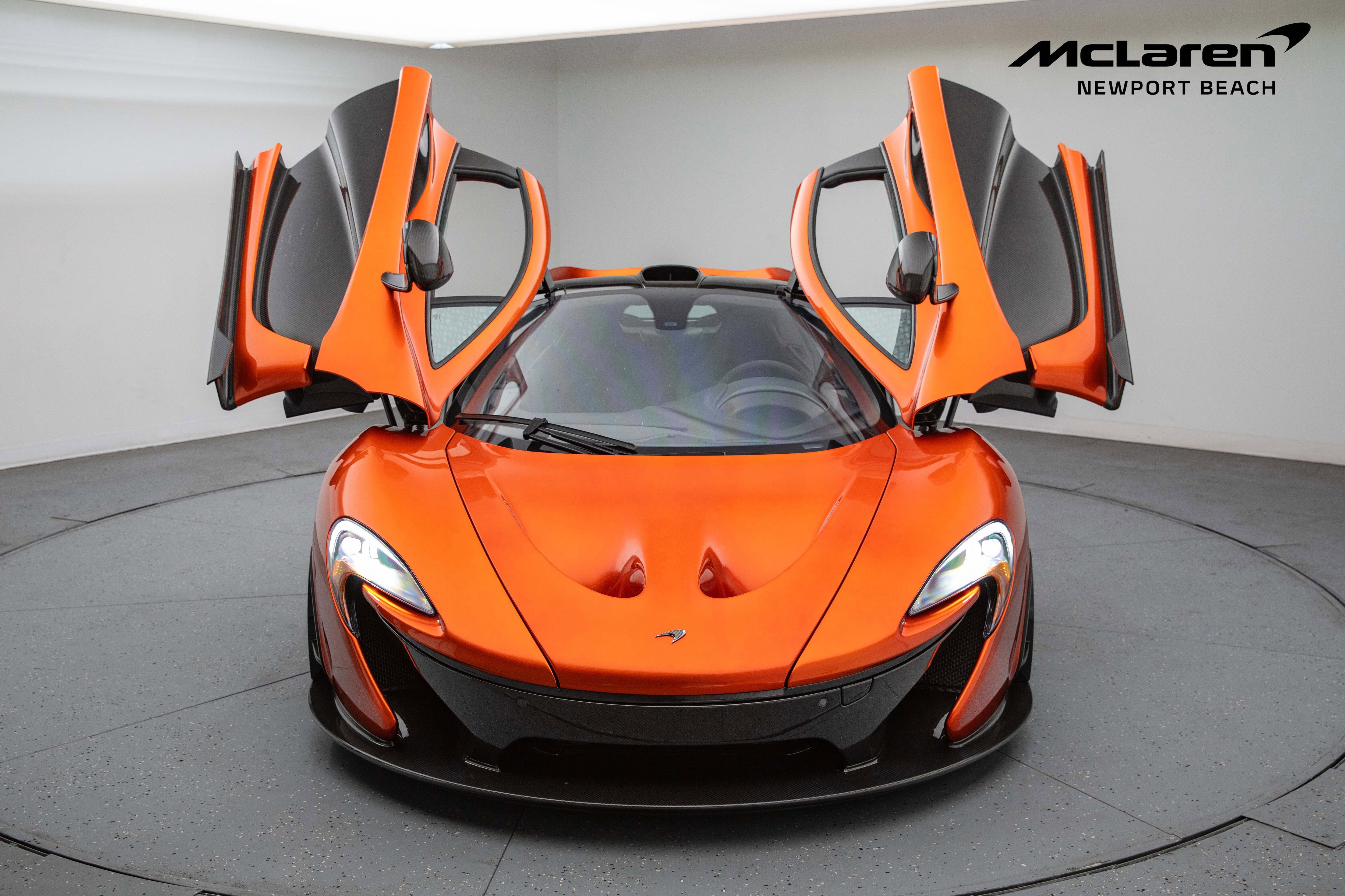 Used 2015 McLaren P1 RWD image 11