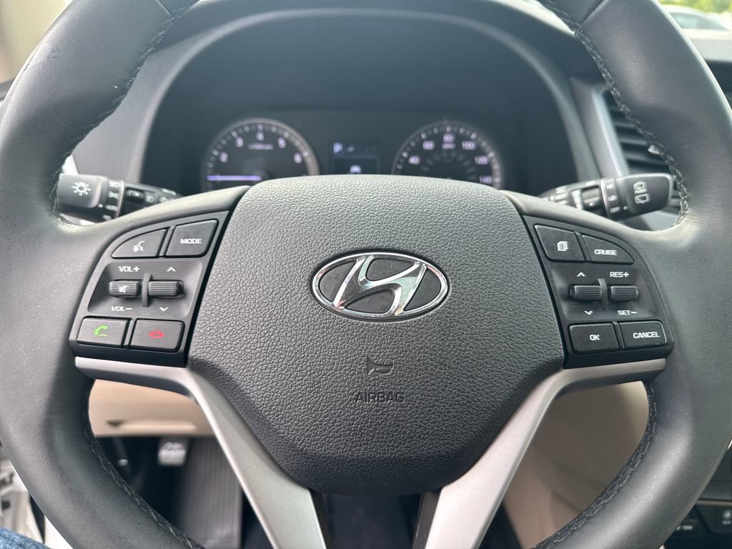 Used 2018 Hyundai Tucson Value w/ Cargo Package image 18