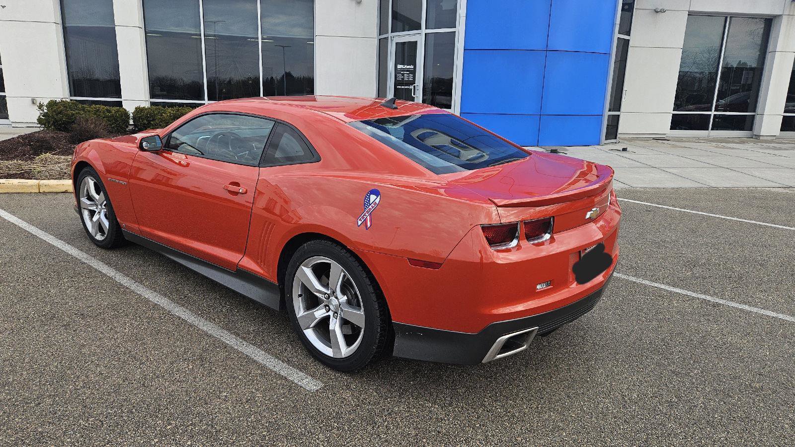 Used 2010 Chevrolet Camaro SS w/ LPO, Ground Effects Package image 12