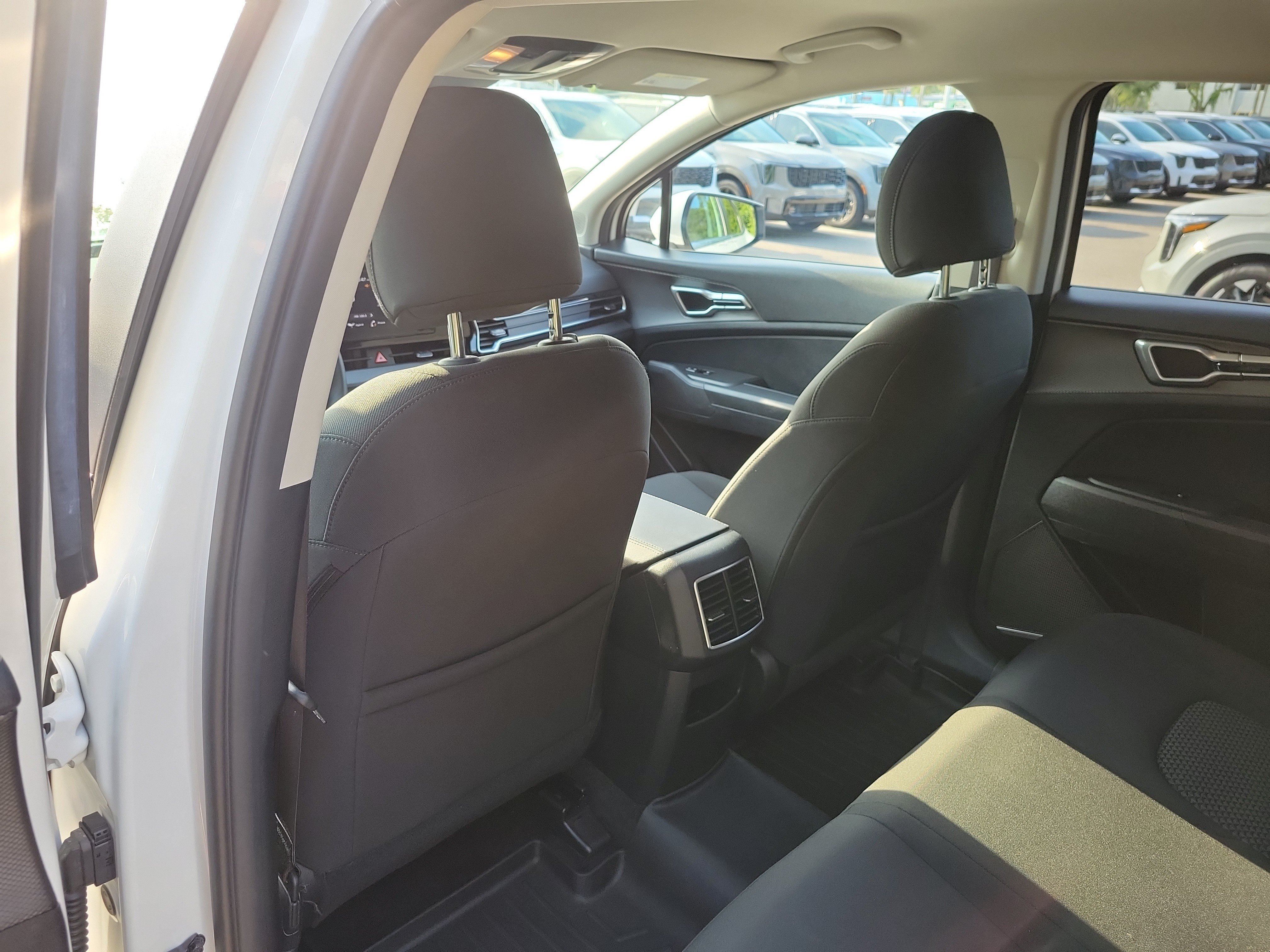 Certified 2024 Kia Sportage LX AWD/4WD image 16