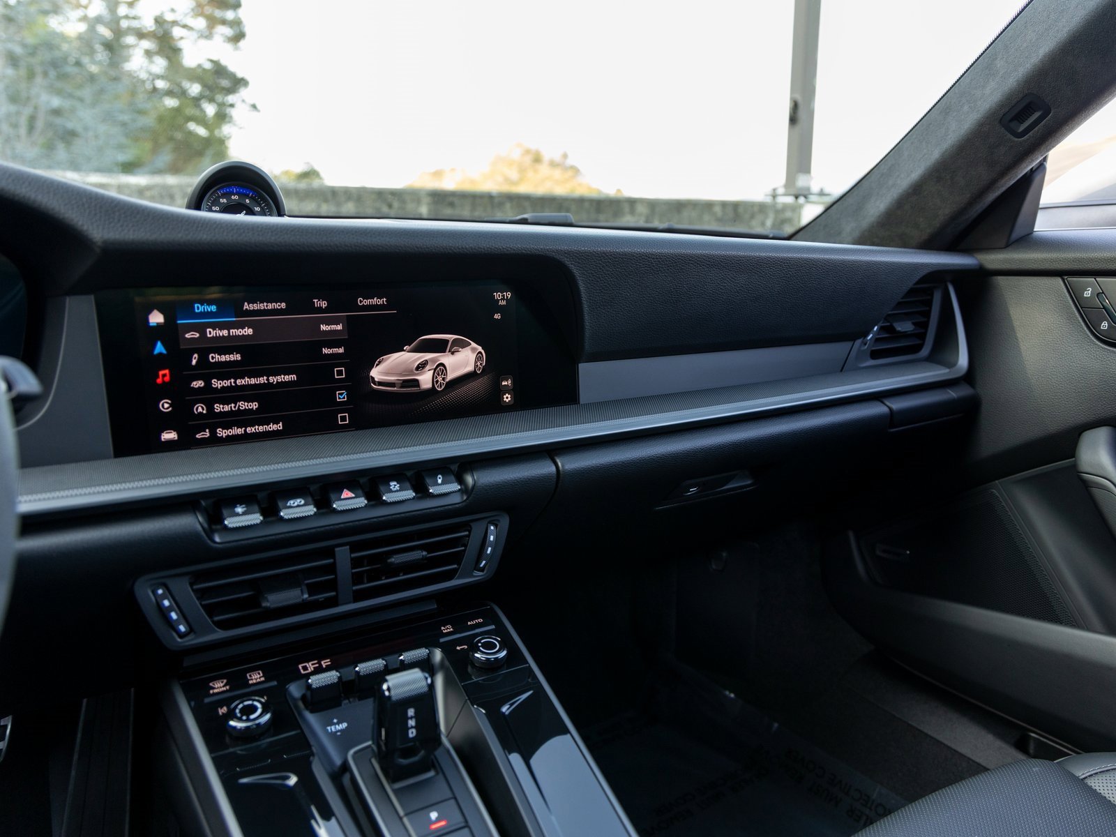 Certified 2025 Porsche 911 Carrera image 36