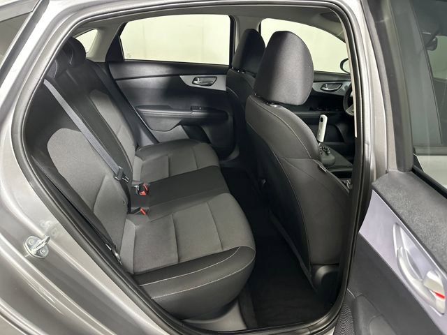 Used 2024 Kia Forte LXS w/ LXS Technology Package image 25