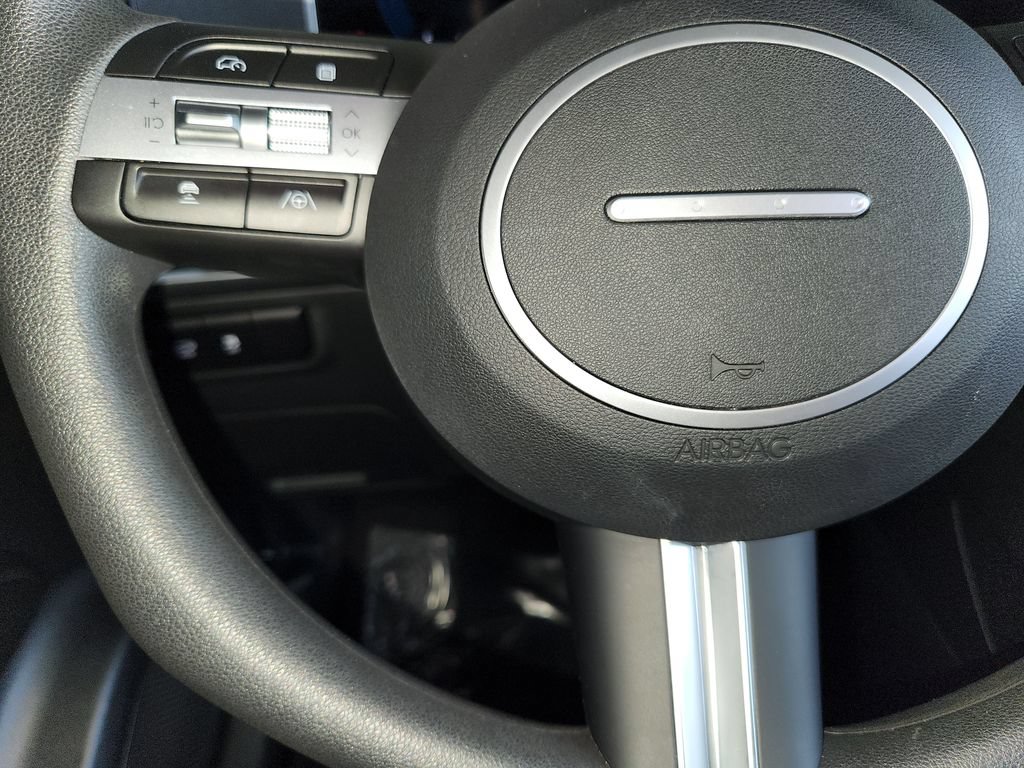 Used 2026 Hyundai Tucson SEL FWD image 24