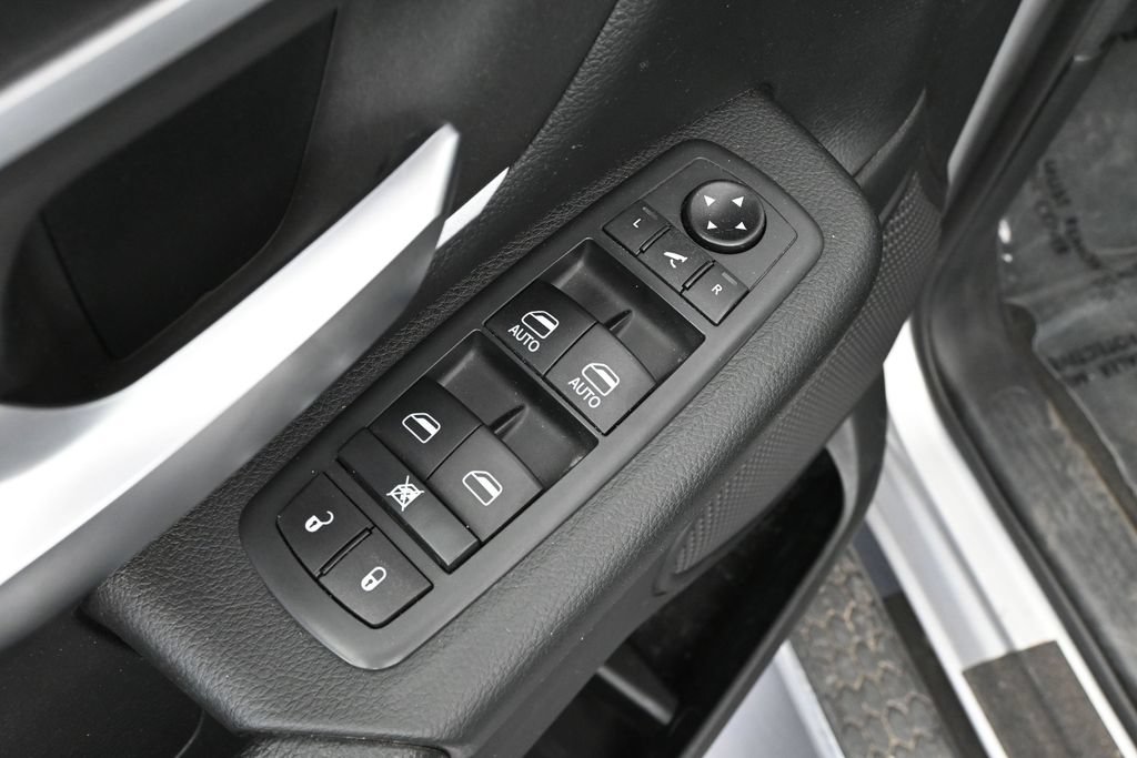 Used 2021 RAM 1500 Big Horn AWD/4WD image 23