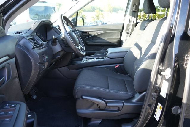 Used 2025 Honda Ridgeline Sport image 20