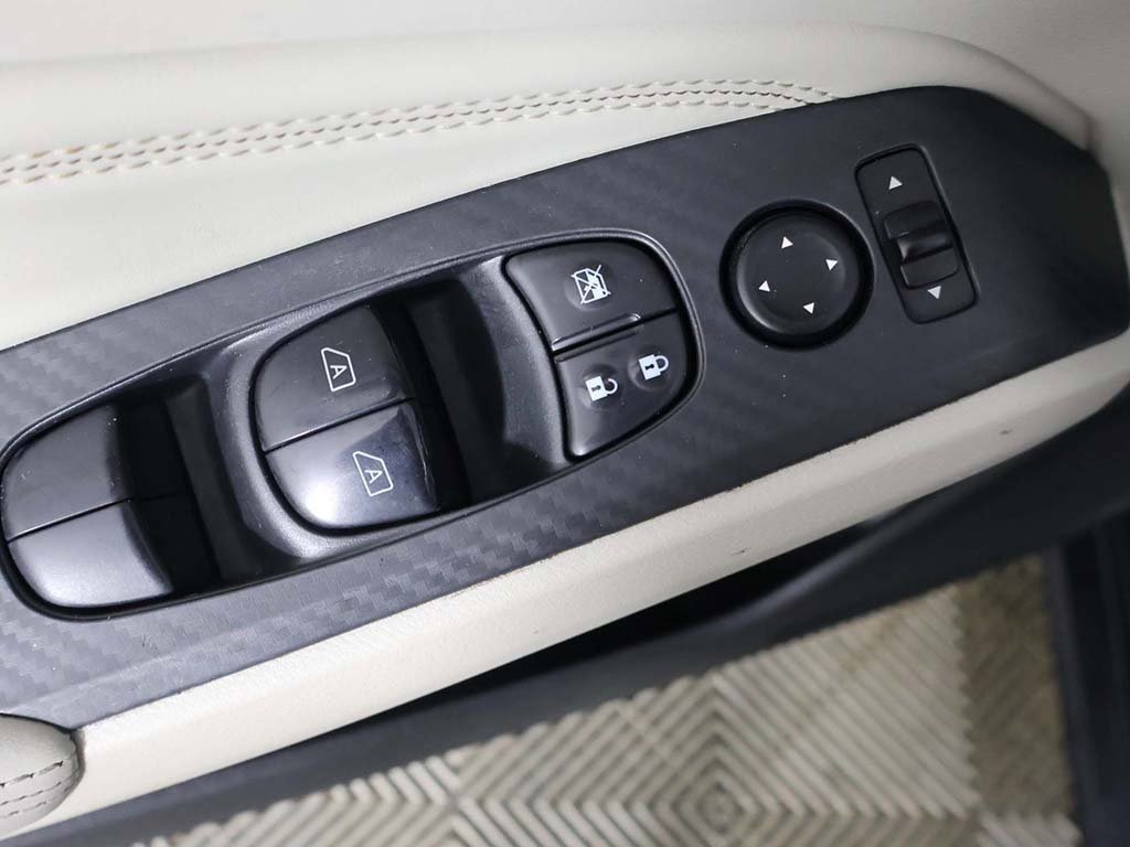 Used 2019 Nissan Altima 2.5 Platinum image 37