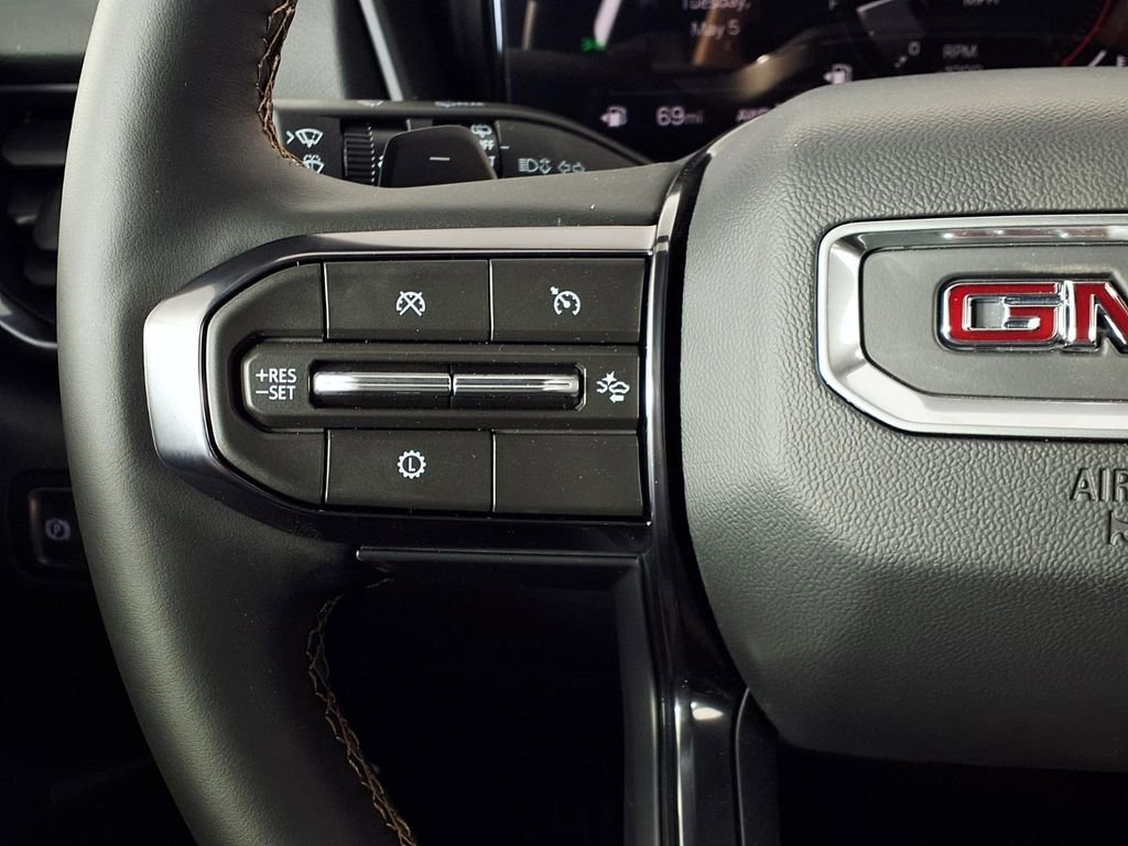 New 2026 GMC Terrain AT4 AWD/4WD image 18