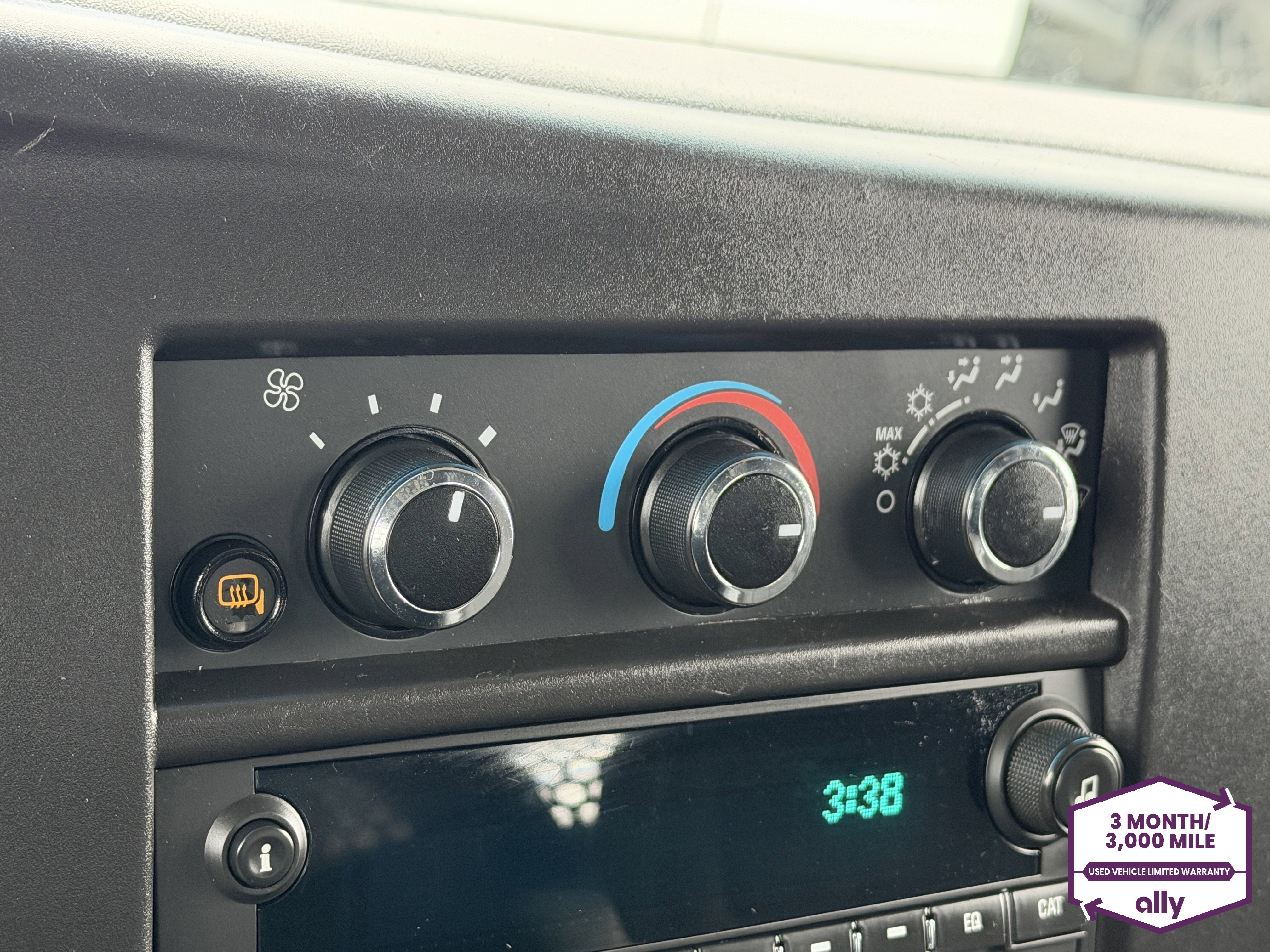 Used 2024 Chevrolet Express 2500 w/ Driver Convenience Package image 19