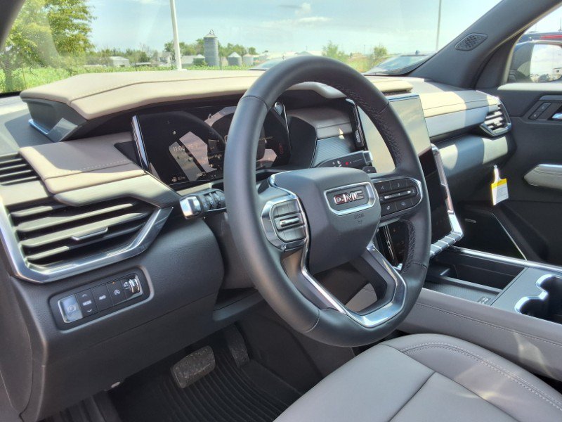 New 2026 GMC Acadia Elevation w/ Elevation Premium Package AWD/4WD image 10