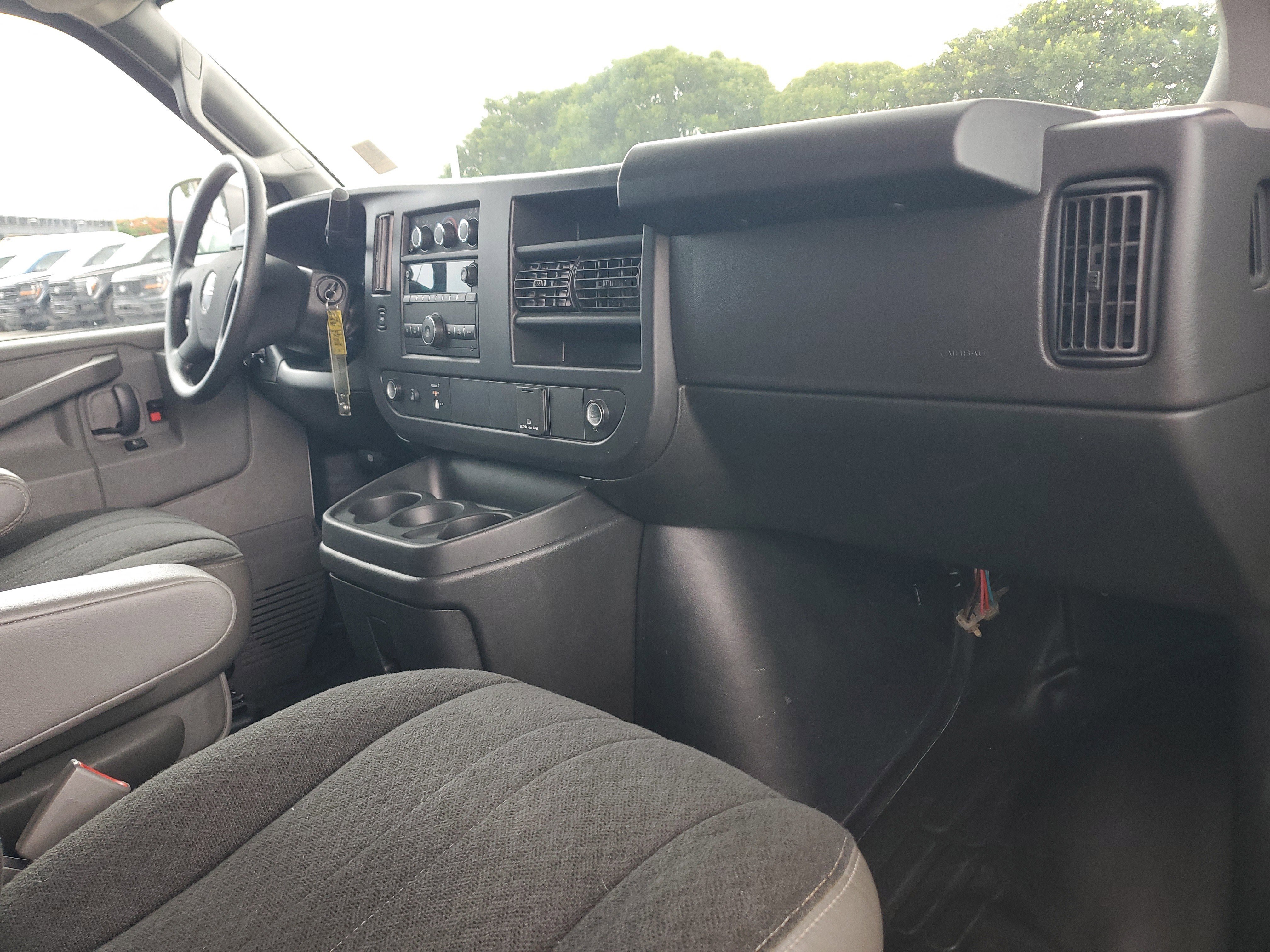 Used 2023 GMC Savana 2500 w/ Driver Convenience Package image 16