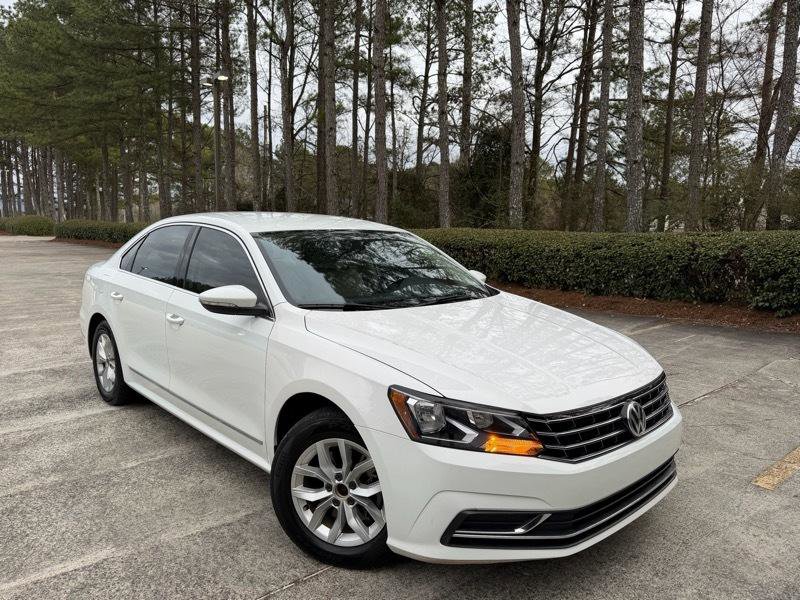 Used 2017 Volkswagen Passat 1.8T S image 13