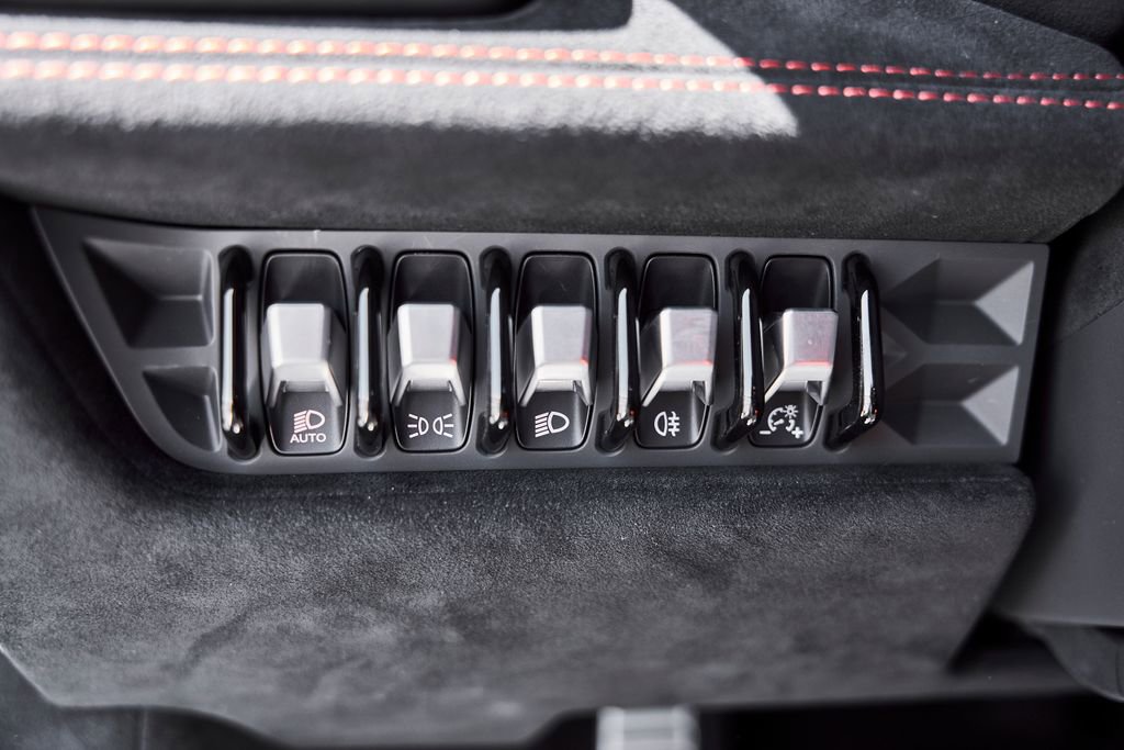 Used 2024 Lamborghini Huracan STO RWD image 53
