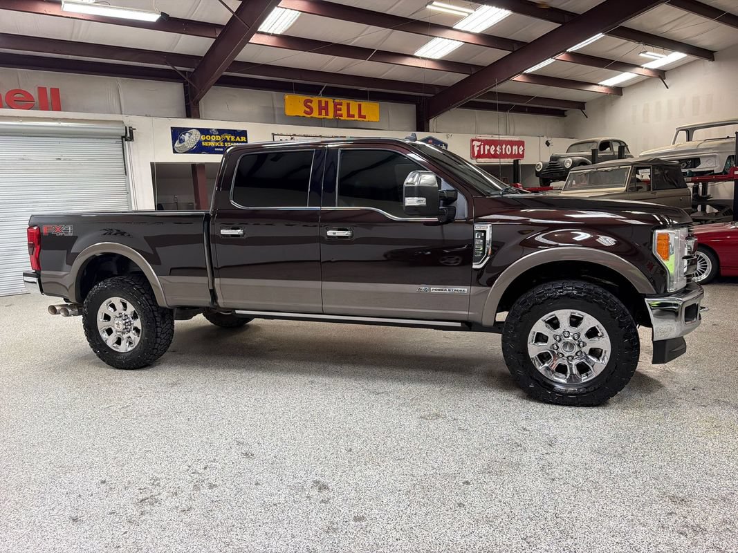 Used 2019 Ford F250 King Ranch w/ King Ranch Ultimate Package AWD/4WD image 10