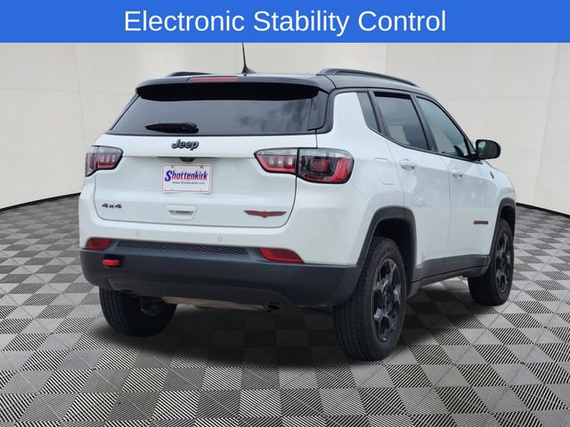 Used 2024 Jeep Compass Trailhawk image 4