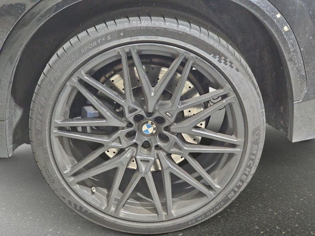 Used 2022 BMW X5 M w/ Competition Package AWD/4WD image 35