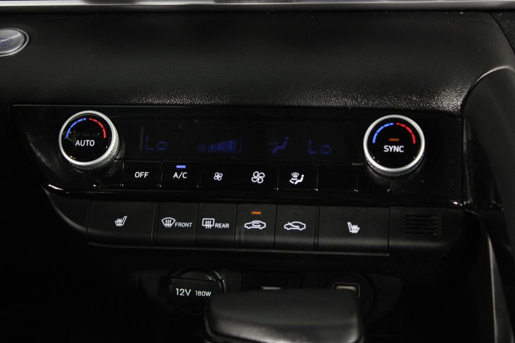 Certified 2022 Hyundai Elantra SEL w/ Convenience Package FWD image 22