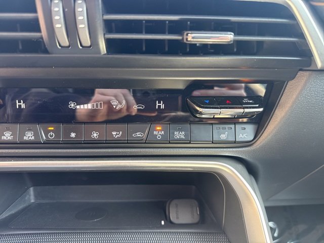 Used 2024 MAZDA CX-90 3.3 Turbo w/ Premium Package image 23