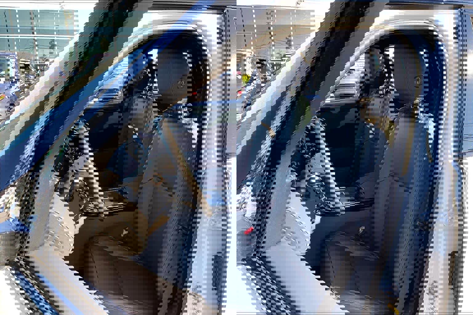 New 2026 Land Rover Range Rover Velar Dynamic SE image 11