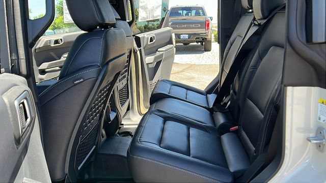 New 2026 Ford Bronco Badlands AWD/4WD image 18