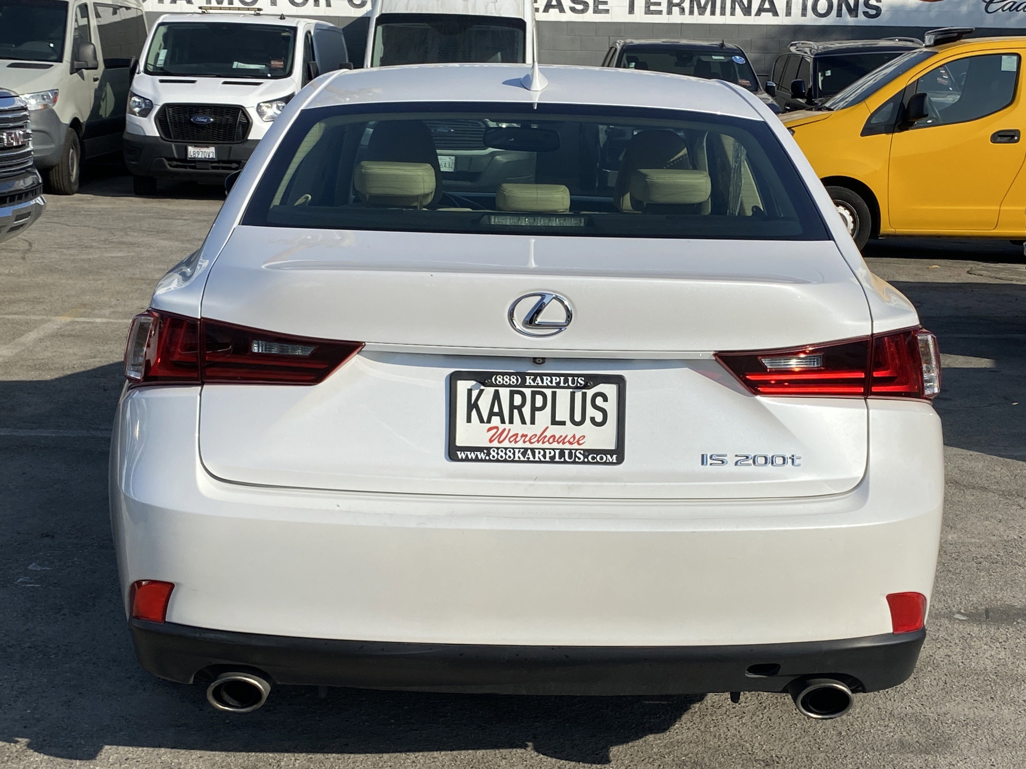 Used 2016 Lexus IS 200t image 8