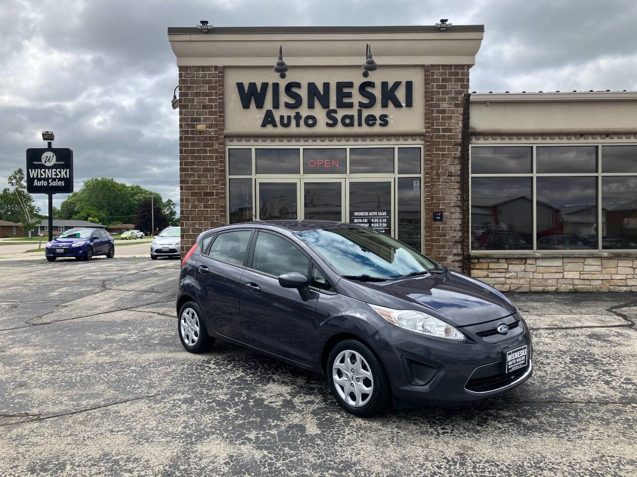 Used 2012 Ford Fiesta SE image 1