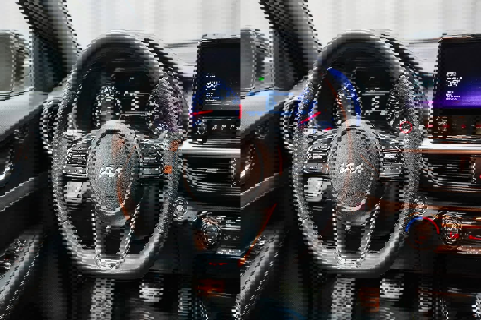 Used 2022 Kia Forte GT-Line w/ GT-Line Technology Package image 18