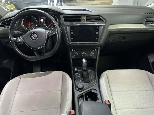 Used 2019 Volkswagen Tiguan SE w/ Panoramic Sunroof Package AWD/4WD image 16