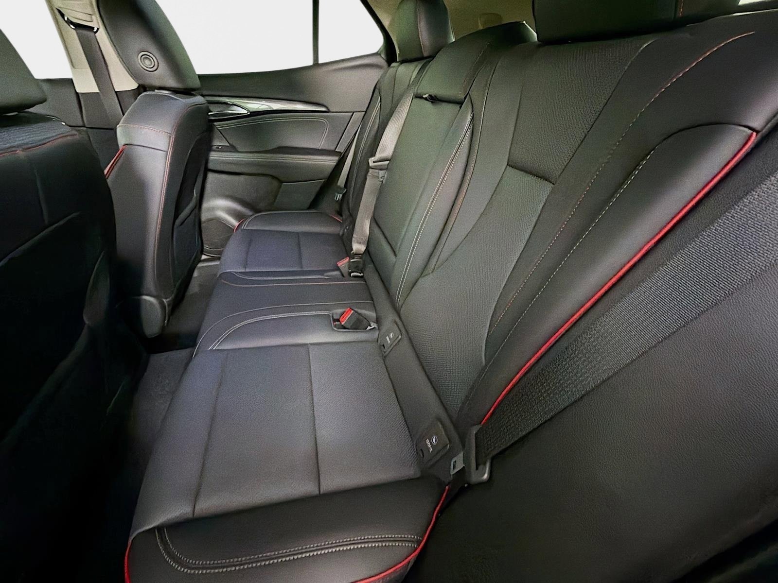 Certified 2023 Buick Envision Essence w/ Sport Touring Package image 21