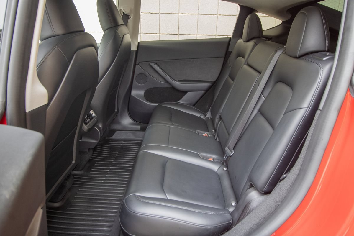 Used 2023 Tesla Model Y Long Range AWD/4WD image 16