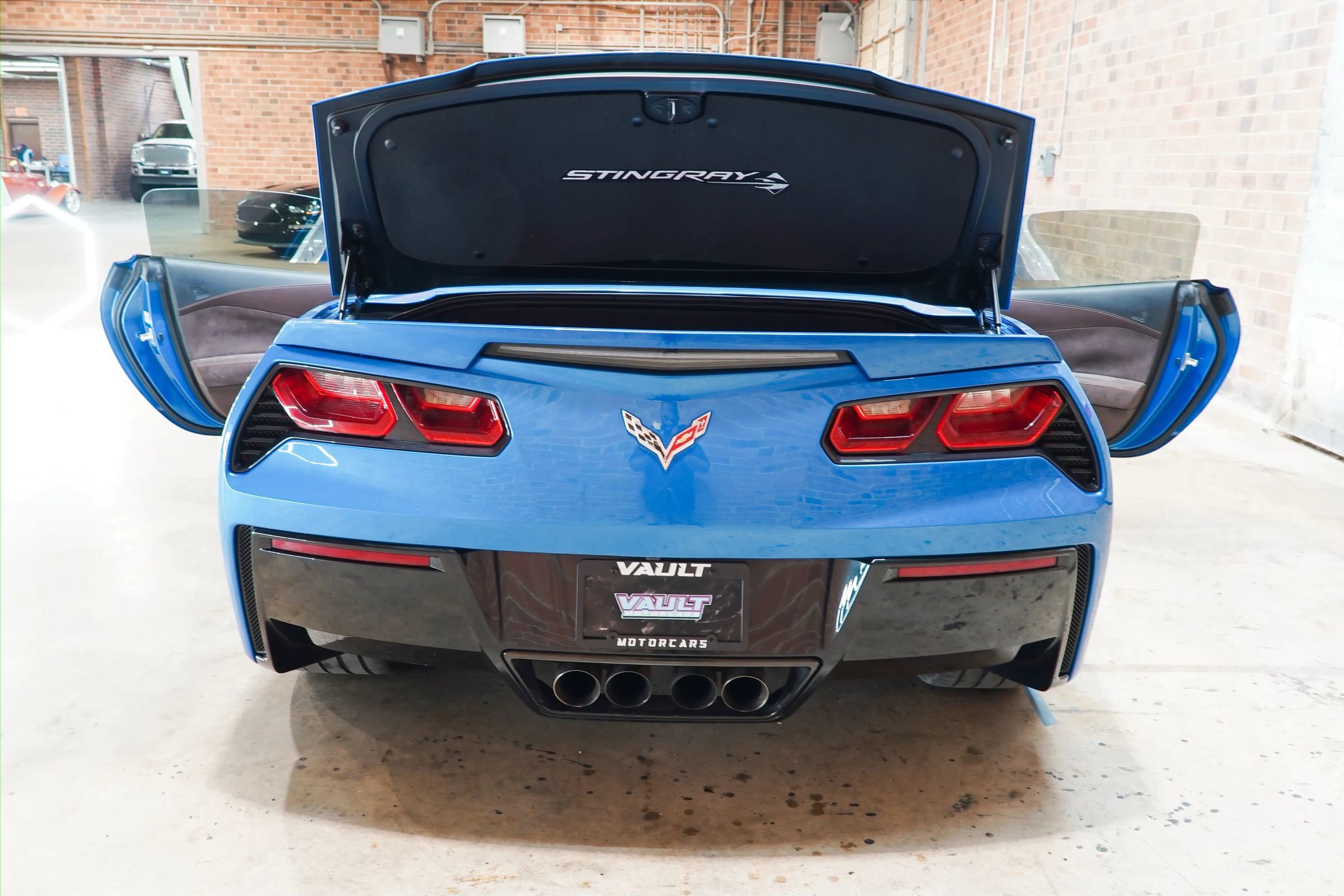 Used 2014 Chevrolet Corvette Stingray Convertible w/ 3LT Preferred Equipment Group RWD image 32