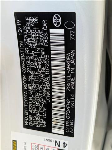 Used 2020 Toyota C-HR LE image 24