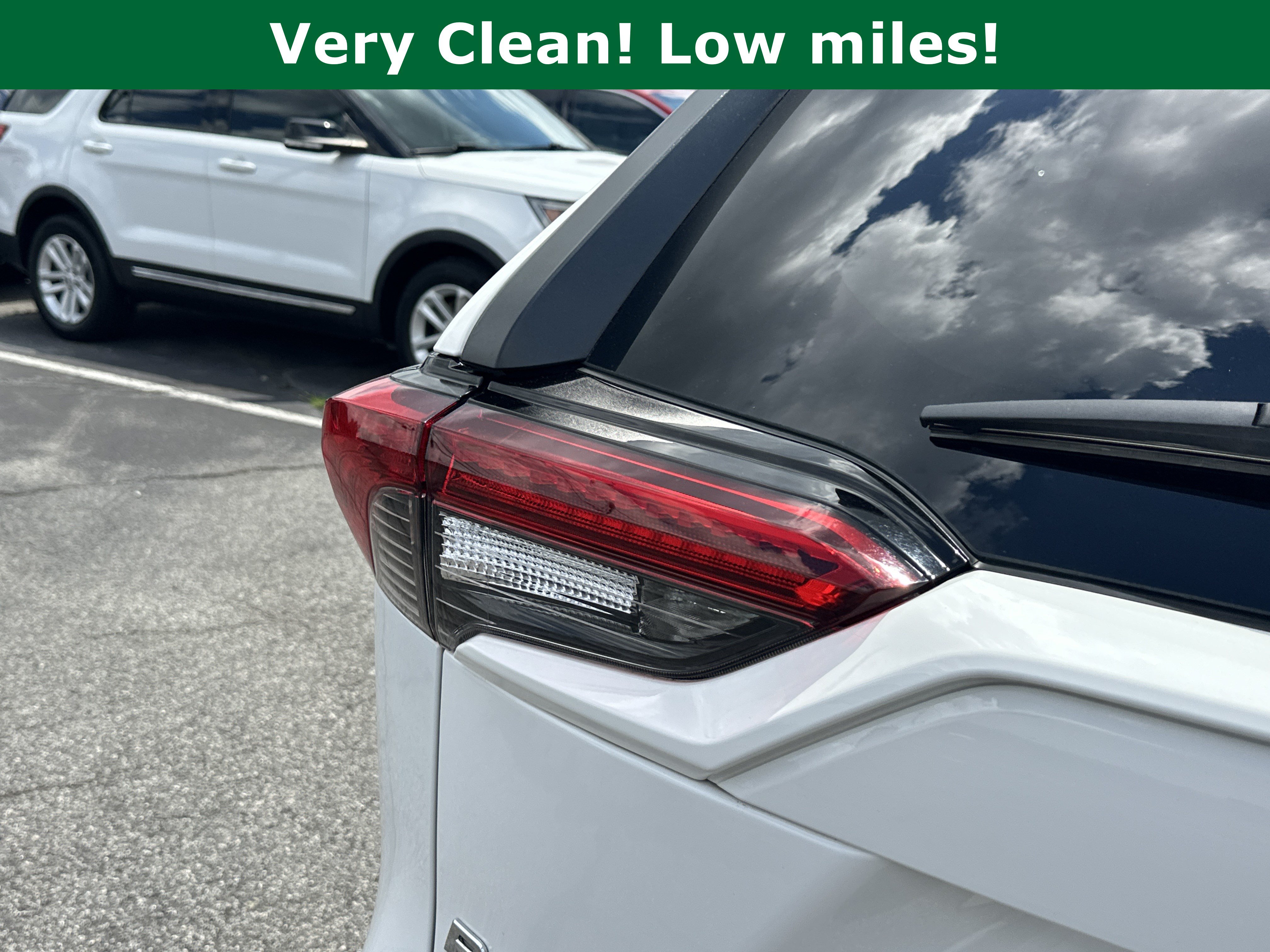 Used 2023 Toyota RAV4 XLE w/ Convenience Package FWD image 20