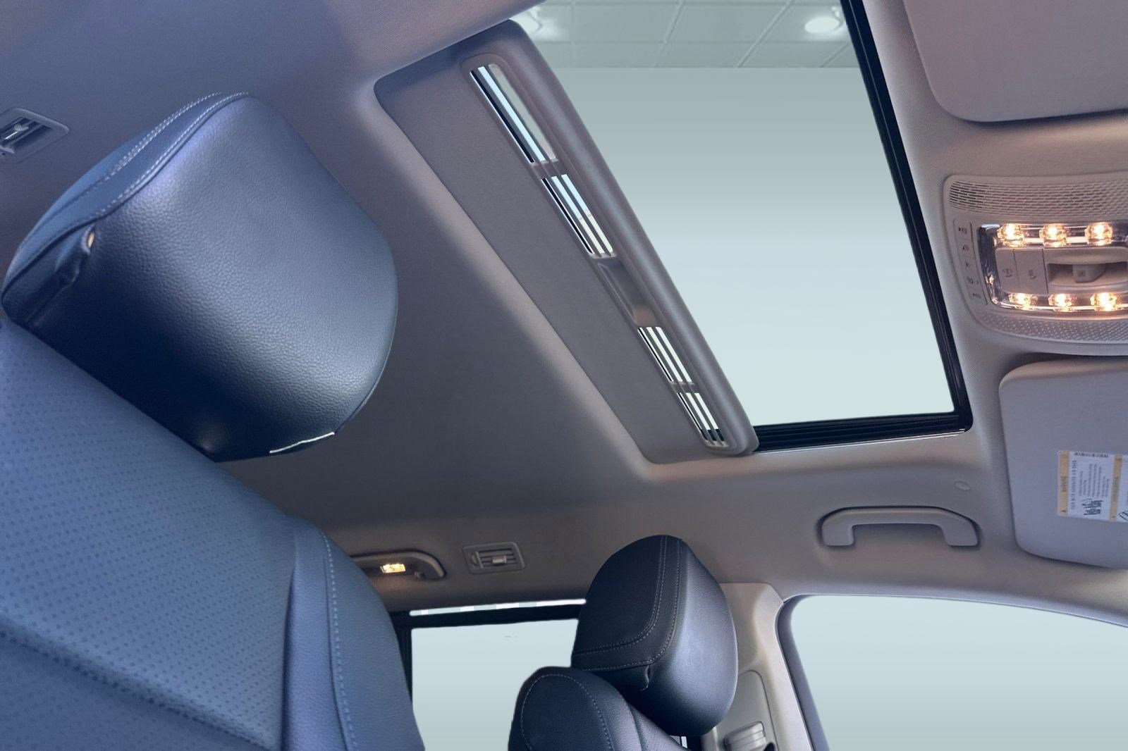 Used 2022 Mercedes-Benz GLS 450 4MATIC image 14