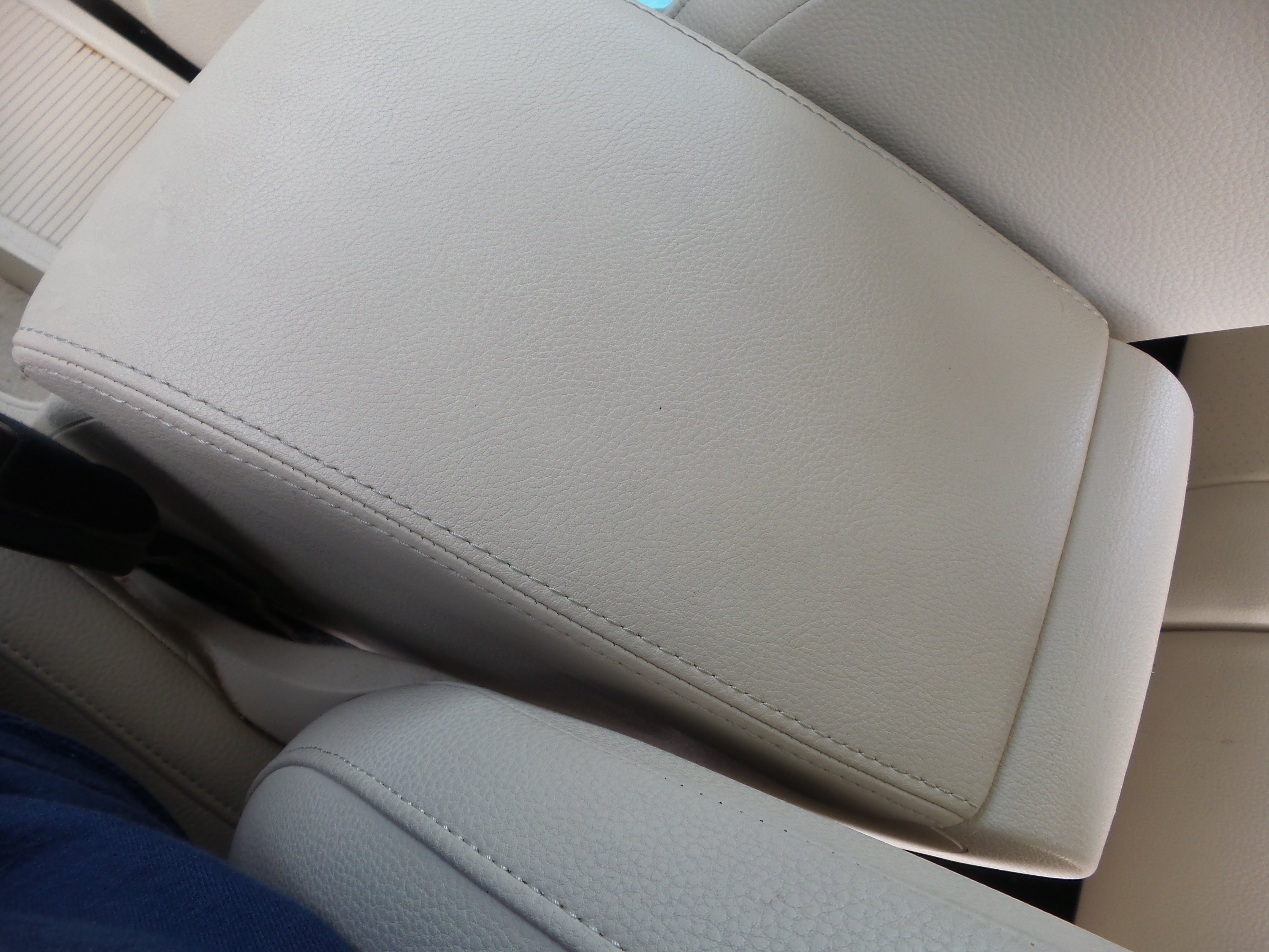 Used 2015 Volkswagen Tiguan SEL FWD image 41