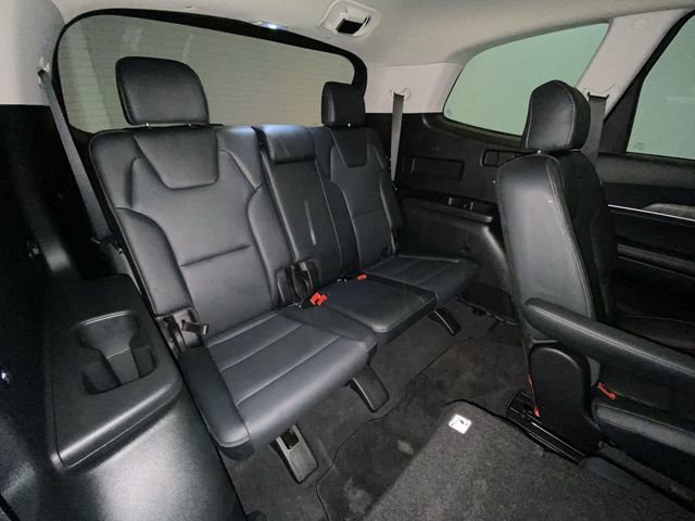 Used 2024 Kia Telluride EX w/ EX Captain's Chair Package image 24