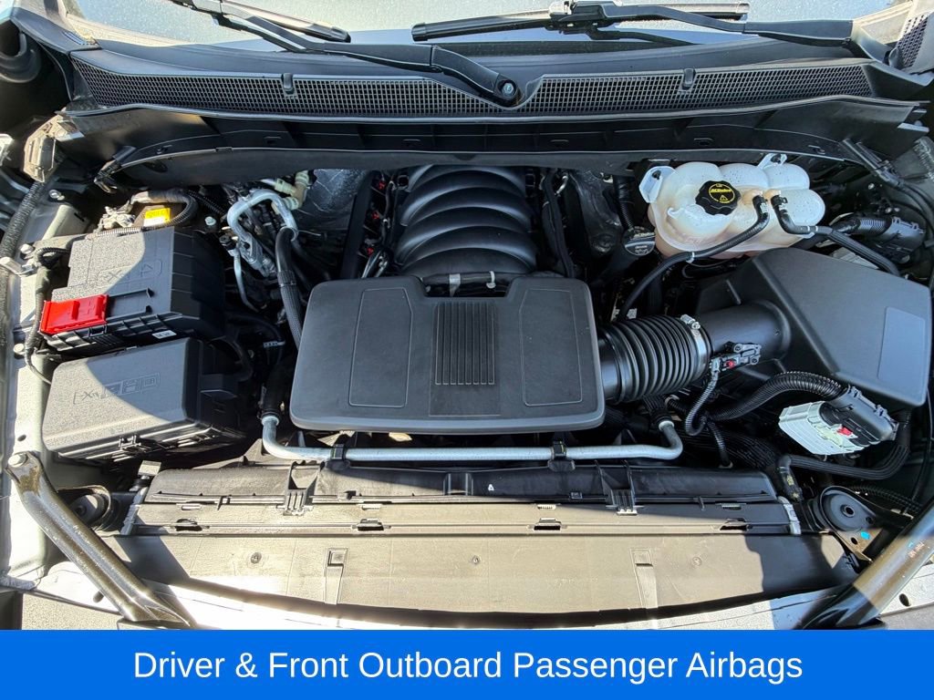 Used 2024 Chevrolet Suburban Premier image 17