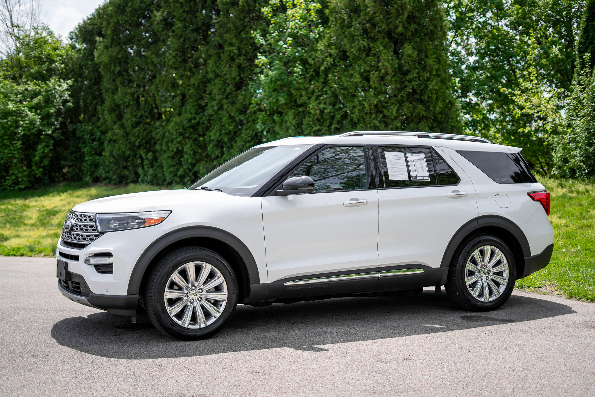 Used 2020 Ford Explorer Limited image 8
