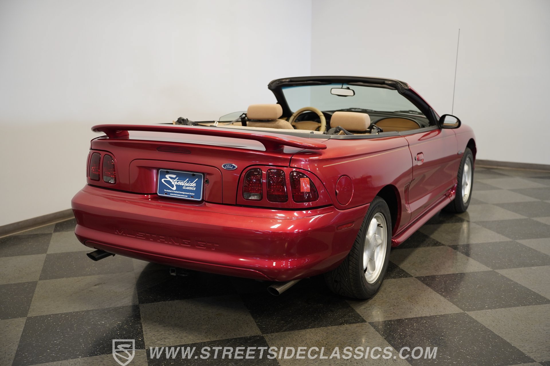 Used 1998 Ford Mustang GT RWD image 12