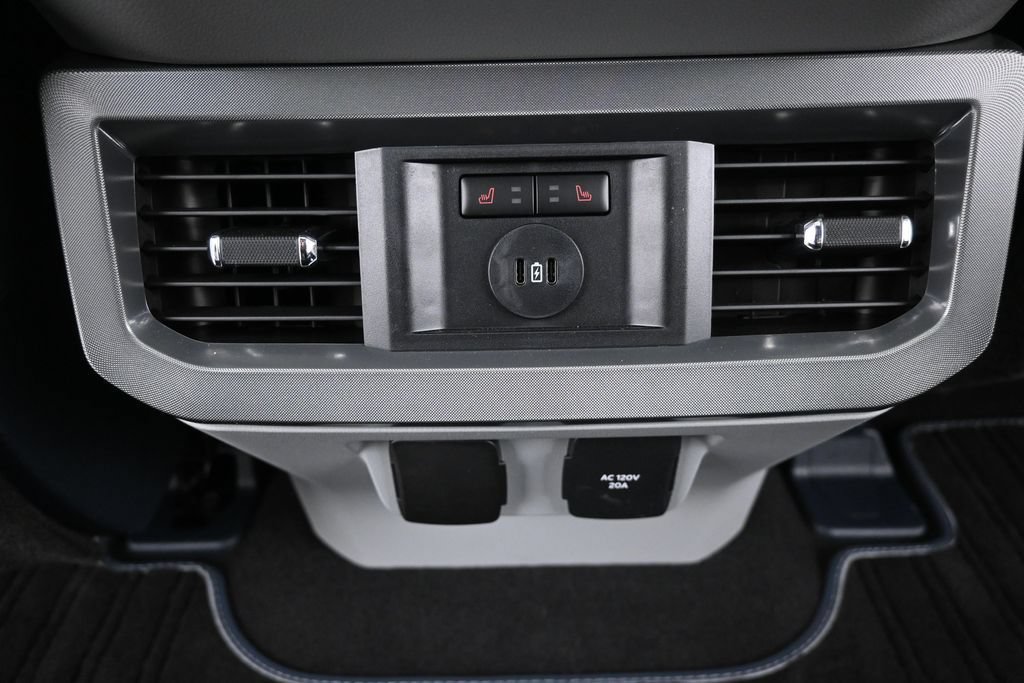 Used 2023 Ford F250 Limited AWD/4WD image 36