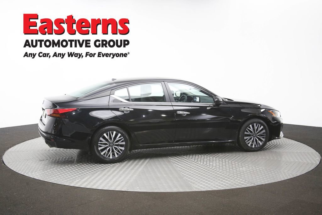 Used 2024 Nissan Altima 2.5 SV w/ SV Premium Package FWD image 44