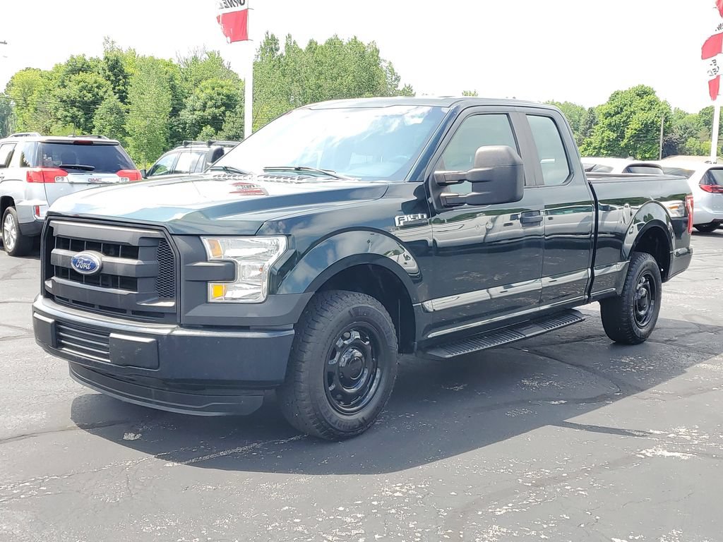 Used 2015 Ford F150 XL w/ Trailer Tow Package RWD image 4