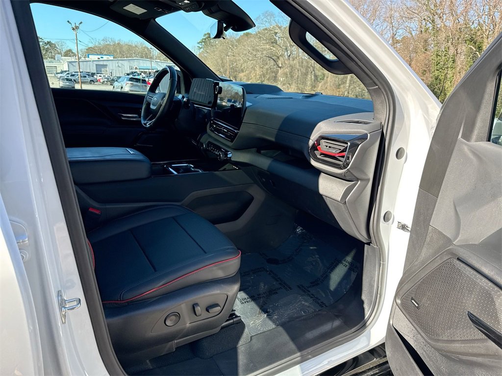 Used 2024 Chevrolet Silverado EV RST image 30