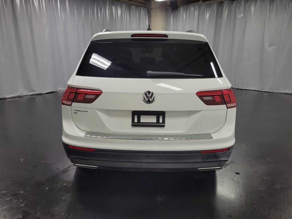 Used 2019 Volkswagen Tiguan SE w/ Panoramic Sunroof Package FWD image 8